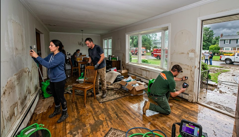What to Do in the First 24 Hours After a Flood in Long Island